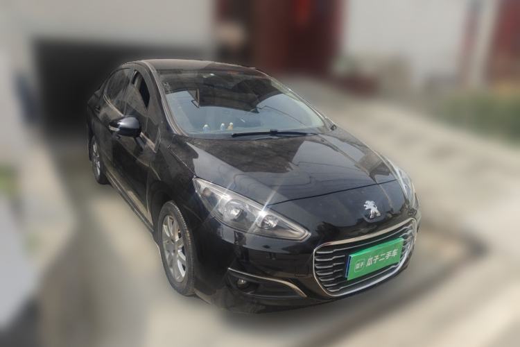 Used Peugeot 308 2012 1.6L Manual YouShang Edition Front Right 45 Deg