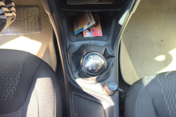 Used Peugeot 308 2012 1.6L Manual YouShang Edition Gear Lever