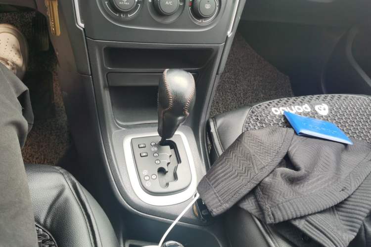 Used Peugeot 308 2012 1.6L Automatic YouShang Model Gear Lever