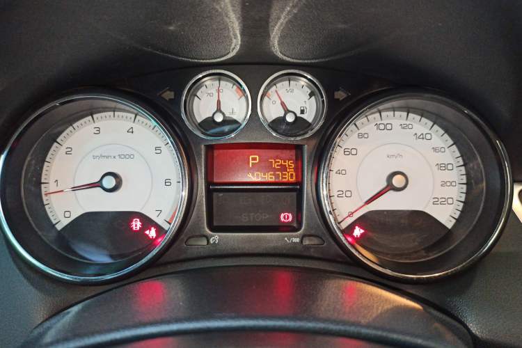 Used Peugeot 308 2012 1.6L Automatic YouShang Model Odometer Close Up