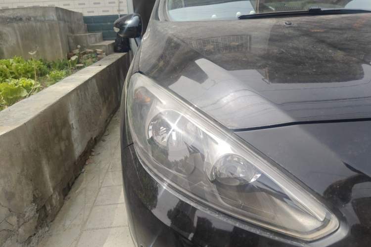 Used Peugeot 308 2012 1.6L Manual YouShang Edition Right Front Headlight
