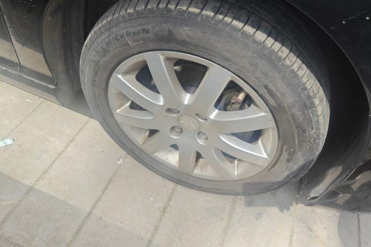 Used Peugeot 308 2012 1.6L Manual YouShang Edition Right Front Wheel Hub