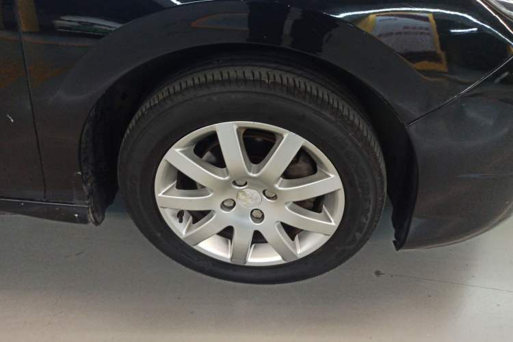 Used Peugeot 308 2012 1.6L Automatic YouShang Model Right Front Wheel Hub