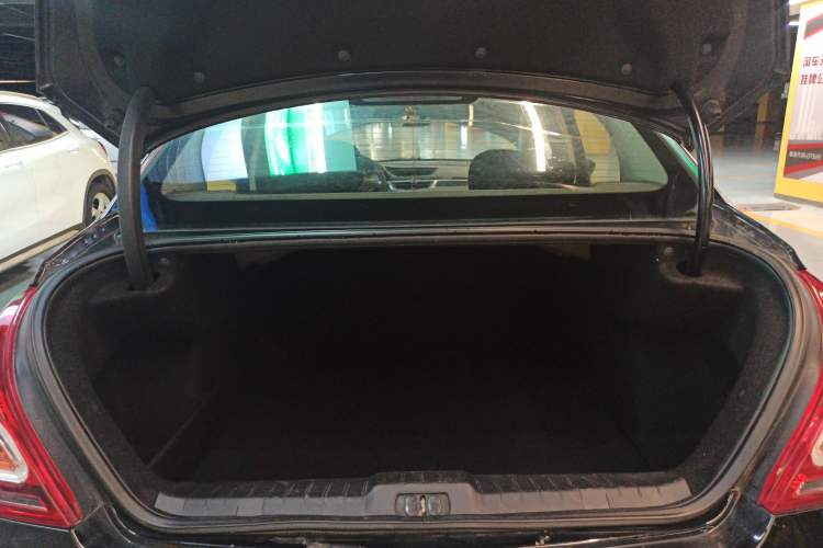 Used Peugeot 308 2012 1.6L Automatic YouShang Model Trunk