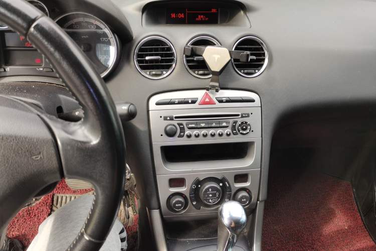 Used Peugeot 308 2012 1.6T SW Fashion Edition Audio And AC Panel