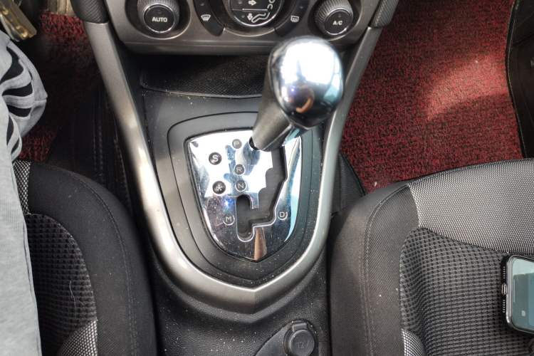 Used Peugeot 308 2012 1.6T SW Fashion Edition Gear Lever