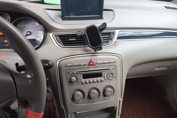 Used Peugeot 308 2012 1.6L Manual YouShang Edition Audio And AC Panel