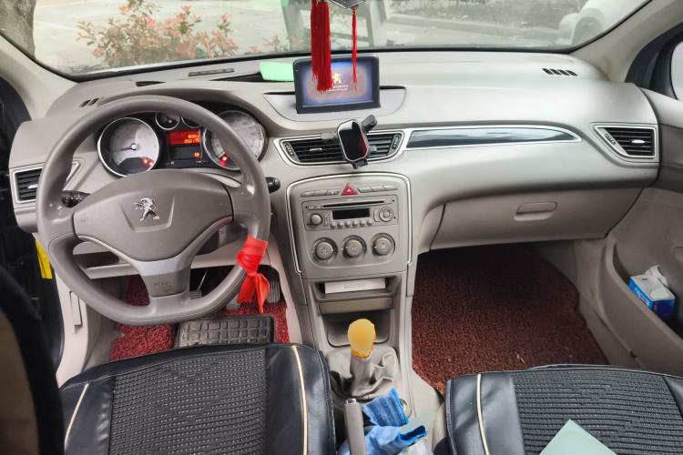Used Peugeot 308 2012 1.6L Manual YouShang Edition Center Console