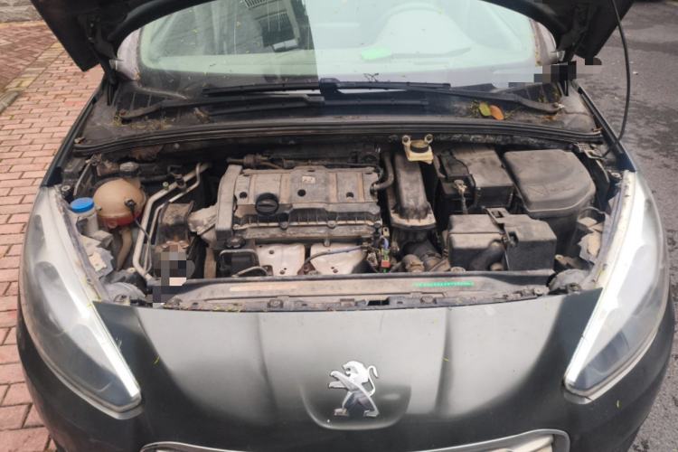 Used Peugeot 308 2012 1.6L Manual YouShang Edition Engine Bay