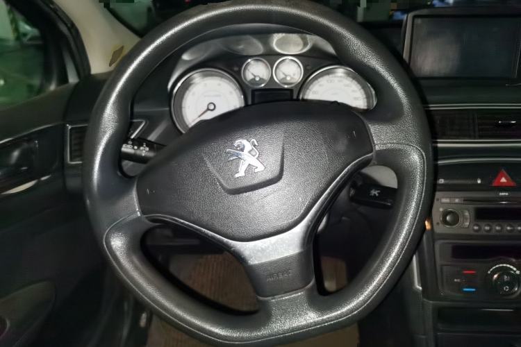 Used Peugeot 308 2012 2.0L Automatic Fashion Edition Steering Wheel