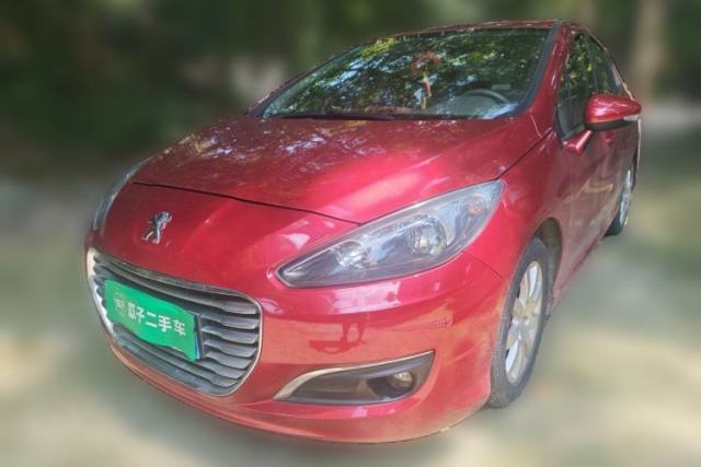 Ojetý Peugeot 308 2012 1.6L Manual YouShang Edition