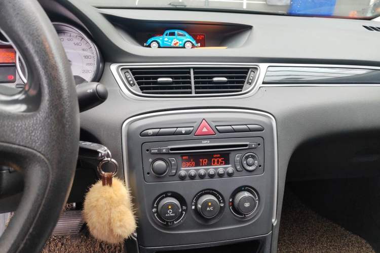 Used Peugeot 308 2012 1.6L Automatic YouShang Model Audio And AC Panel