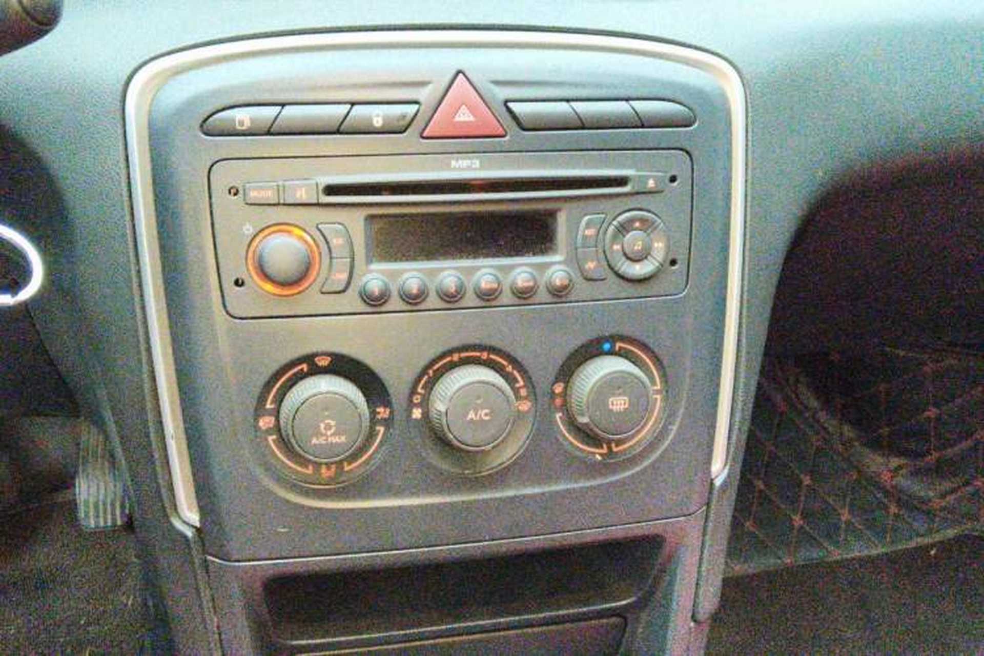 Used Peugeot 308 2012 1.6L Manual YouShang Edition Audio And AC Panel