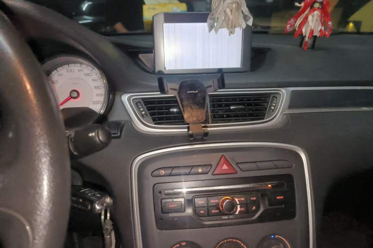 Used Peugeot 308 2012 1.6L Automatic YouShang Model Audio And AC Panel
