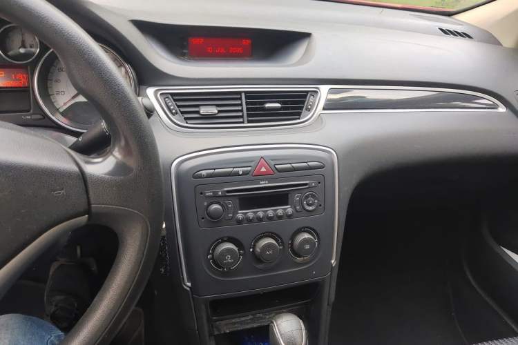 Used Peugeot 308 2012 1.6L Automatic YouShang Model Audio And AC Panel