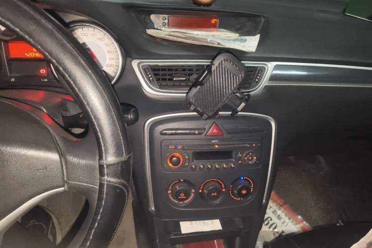 Used Peugeot 308 2012 1.6L Manual YouShang Edition Audio And AC Panel