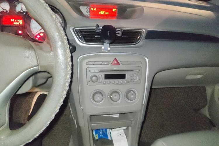 Used Peugeot 308 2012 1.6L Automatic YouShang Model Audio And AC Panel
