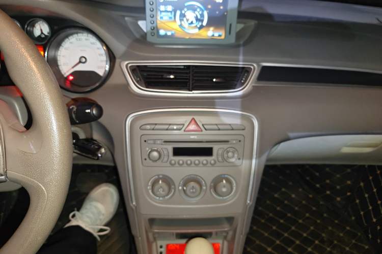 Used Peugeot 308 2012 1.6L Automatic YouShang Model Audio And AC Panel