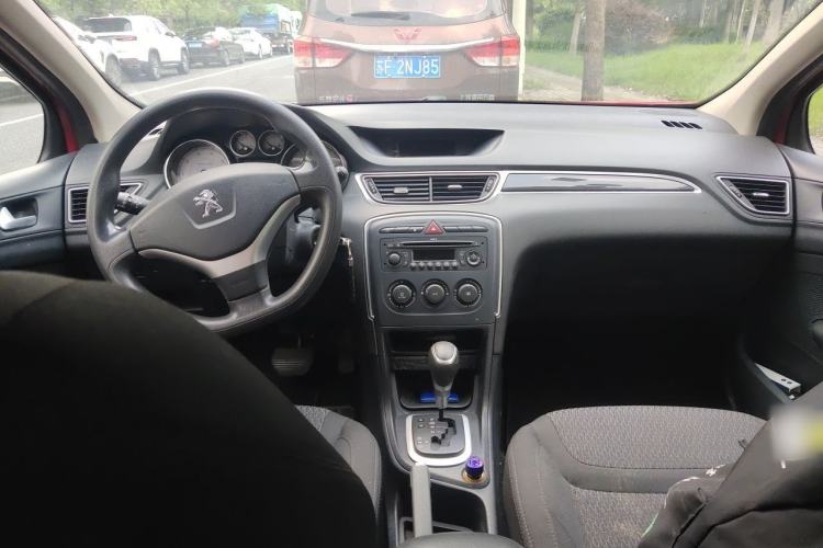 Used Peugeot 308 2012 1.6L Automatic YouShang Model Center Console