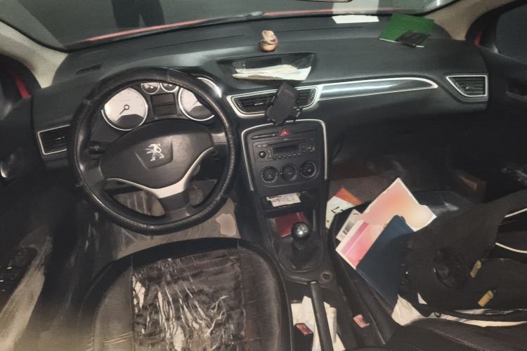 Used Peugeot 308 2012 1.6L Manual YouShang Edition Center Console