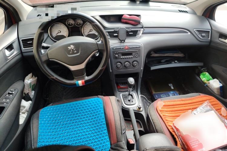 Used Peugeot 308 2012 1.6L Automatic YouShang Model Center Console
