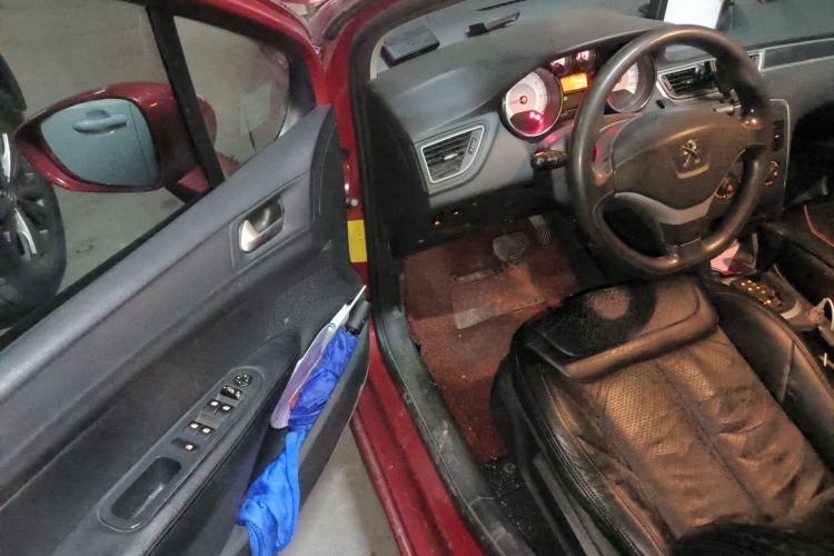 Used Peugeot 308 2012 1.6L Automatic YouShang Model Driver Seat
