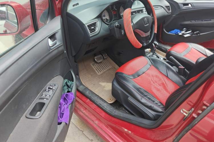 Used Peugeot 308 2012 1.6L Automatic YouShang Model Driver Seat