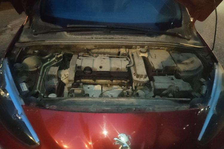 Used Peugeot 308 2012 1.6L Automatic YouShang Model Engine Bay