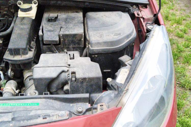 Used Peugeot 308 2012 1.6L Manual YouShang Edition Engine Bay Left
