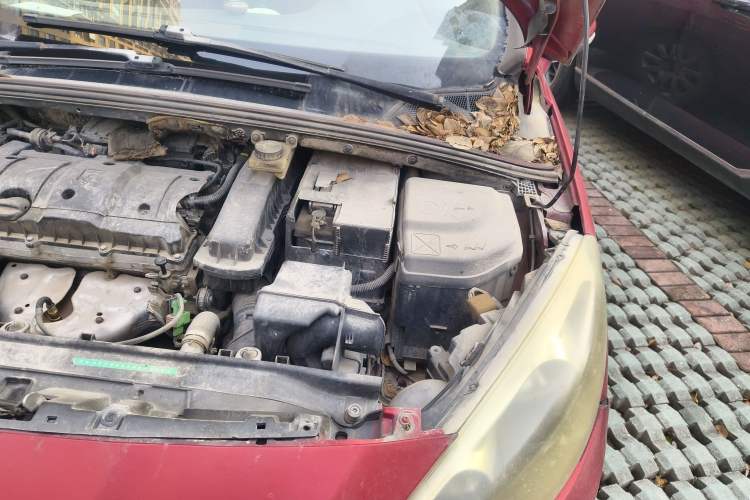 Used Peugeot 308 2012 1.6L Manual YouShang Edition Engine Bay Left