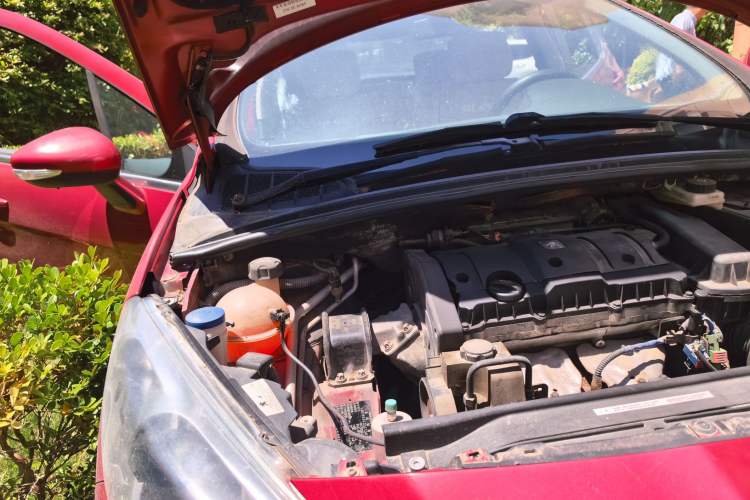 Used Peugeot 308 2012 1.6L Manual YouShang Edition Engine Bay Right