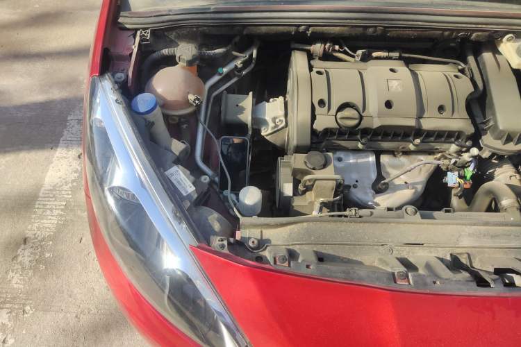 Used Peugeot 308 2012 1.6L Manual YouShang Edition Engine Bay Right