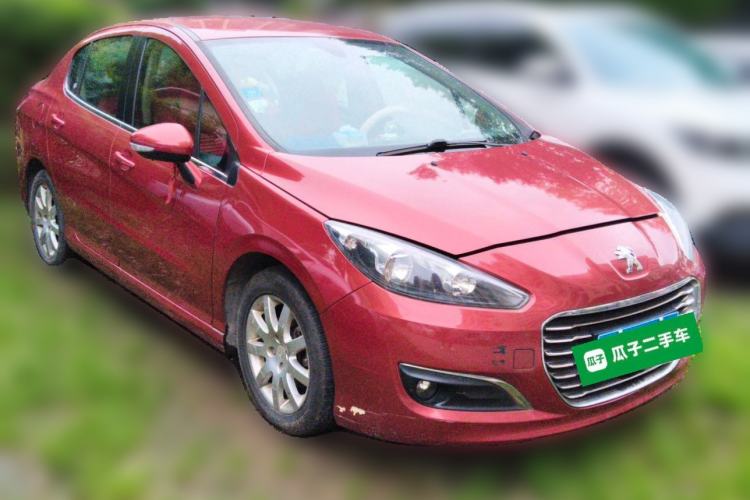 Used Peugeot 308 2012 1.6L Manual YouShang Edition Front Right 45 Deg