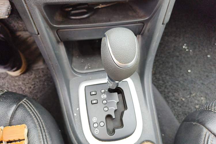 Used Peugeot 308 2012 1.6L Automatic YouShang Model Gear Lever
