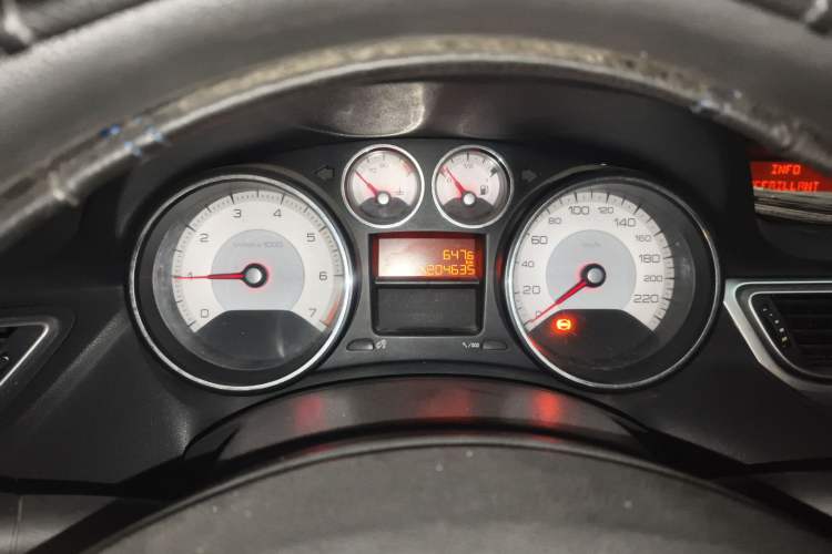 Used Peugeot 308 2012 1.6L Manual YouShang Edition Instrument Cluster
