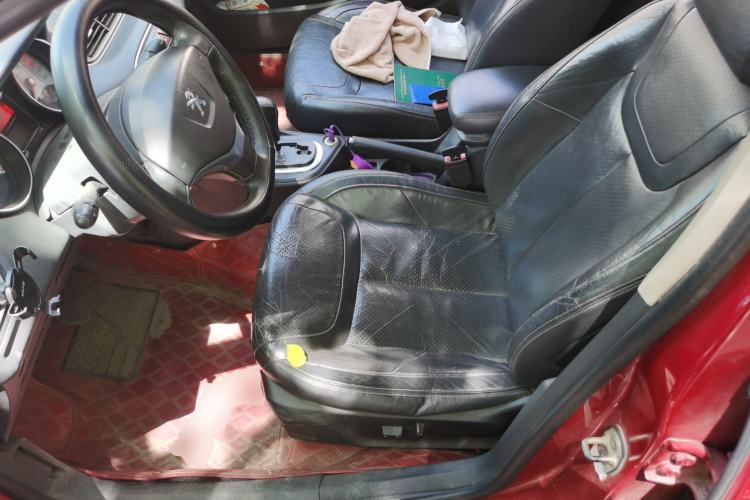 Used Peugeot 308 2012 2.0L Automatic Luxury Version Left Front Seat
