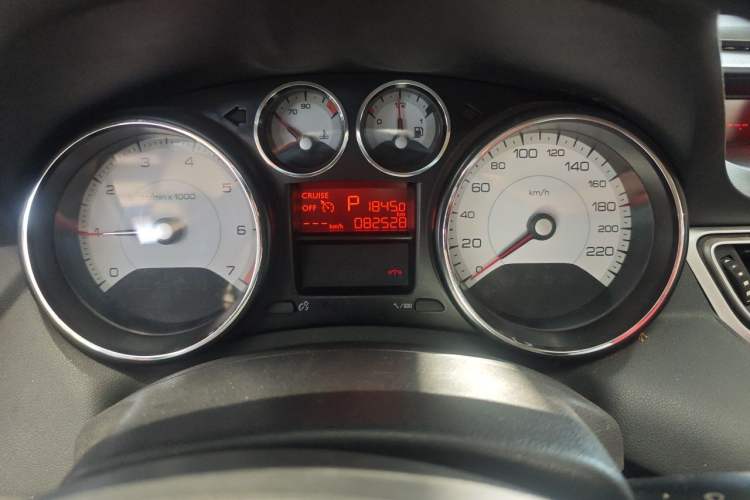 Used Peugeot 308 2012 1.6L Automatic YouShang Model Odometer Close Up