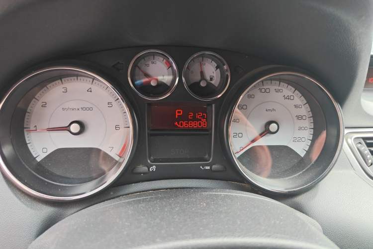 Used Peugeot 308 2012 1.6L Automatic YouShang Model Odometer Close Up