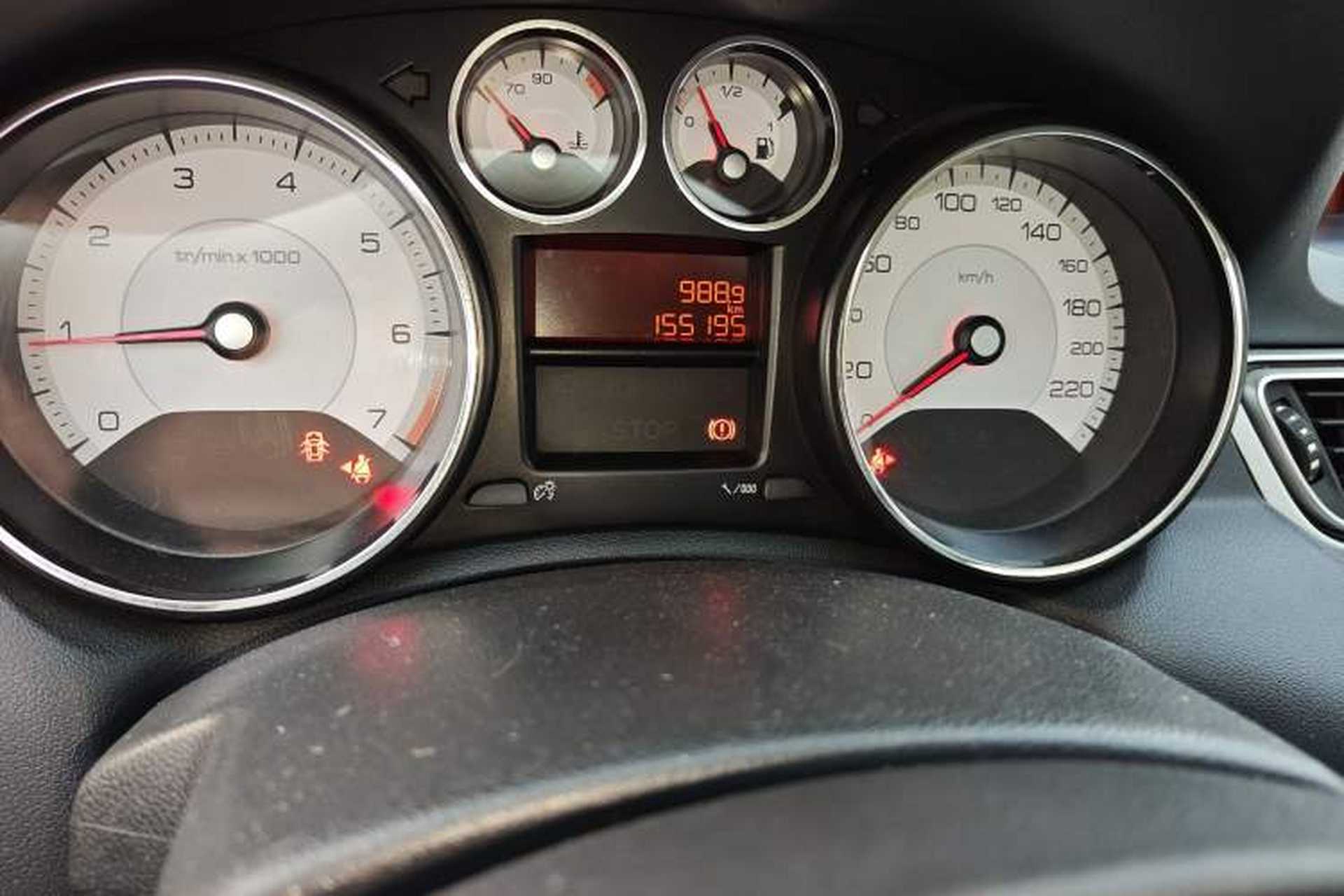 Used Peugeot 308 2012 1.6L Manual YouShang Edition Odometer Close Up