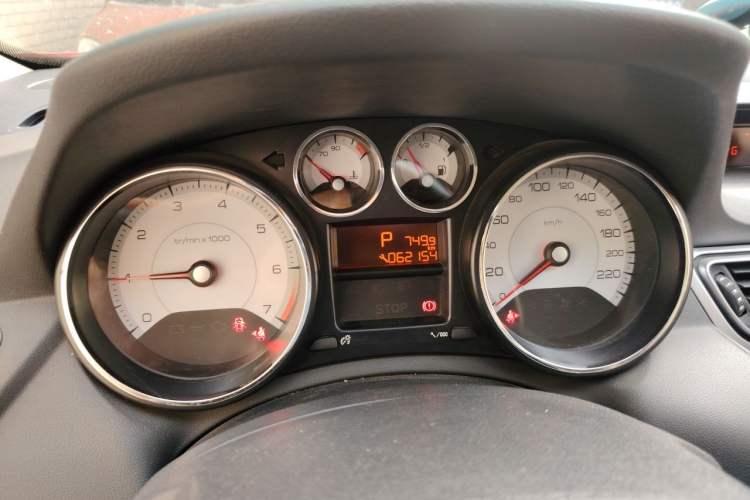 Used Peugeot 308 2012 1.6L Automatic YouShang Model Odometer Close Up