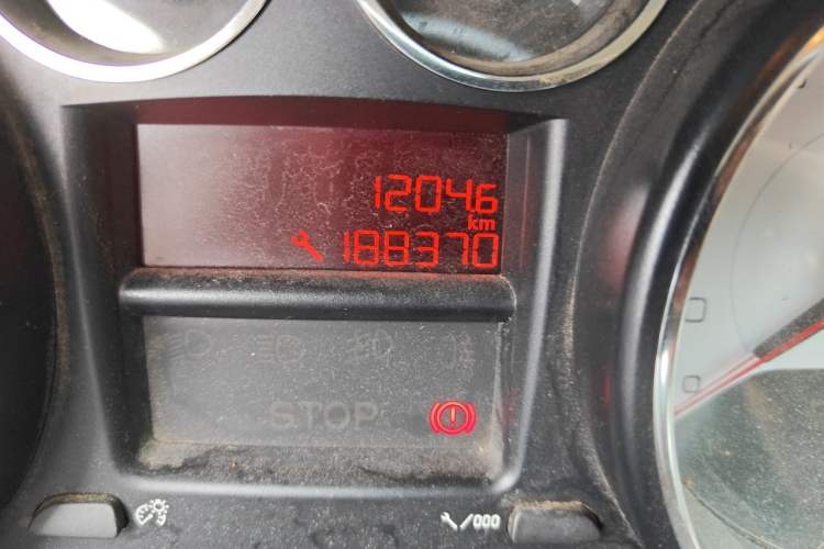 Used Peugeot 308 2012 1.6L Manual Fashion Edition Odometer Close Up