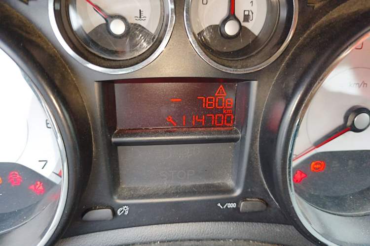 Used Peugeot 308 2012 1.6L Automatic YouShang Model Odometer Close Up