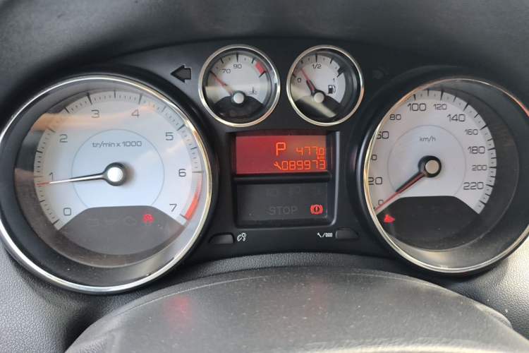Used Peugeot 308 2012 1.6L Automatic YouShang Model Odometer Close Up