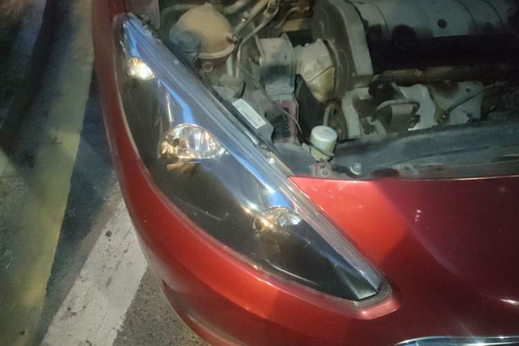 Used Peugeot 308 2012 1.6L Automatic YouShang Model Right Front Headlight