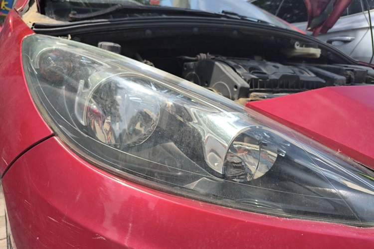 Used Peugeot 308 2012 1.6L Automatic YouShang Model Right Front Headlight