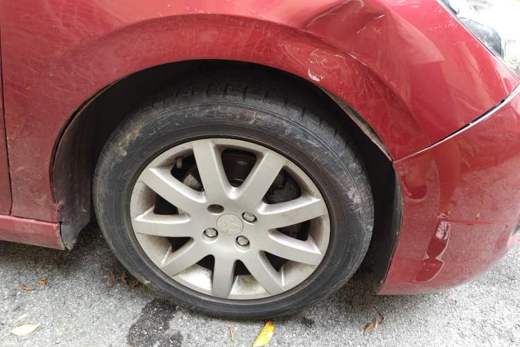 Used Peugeot 308 2012 1.6L Automatic YouShang Model Right Front Wheel Hub