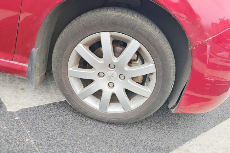 Used Peugeot 308 2012 1.6L Automatic Fashion Edition Right Front Wheel Hub