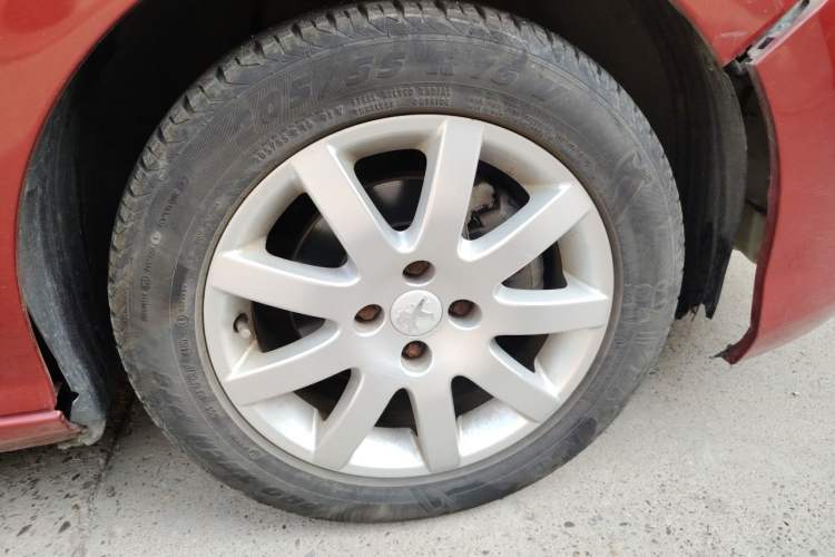 Used Peugeot 308 2012 1.6L Automatic YouShang Model Right Front Wheel Hub