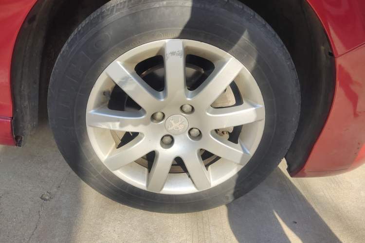 Used Peugeot 308 2012 1.6L Manual YouShang Edition Right Front Wheel Hub