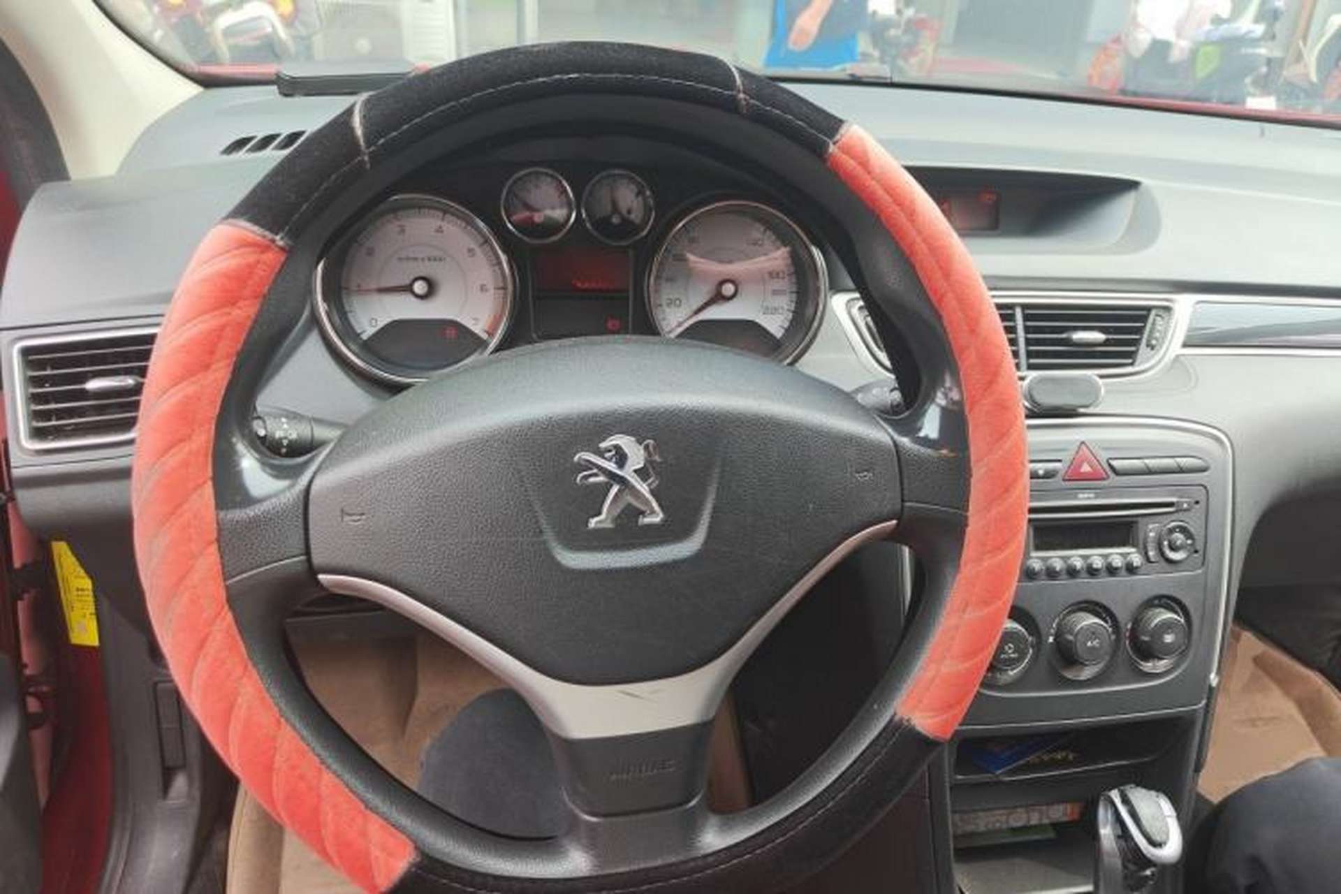 Used Peugeot 308 2012 1.6L Automatic YouShang Model Steering Wheel